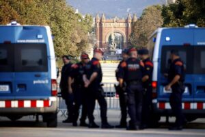 Parlament de Catalunya a la espera de Salvador Illa
