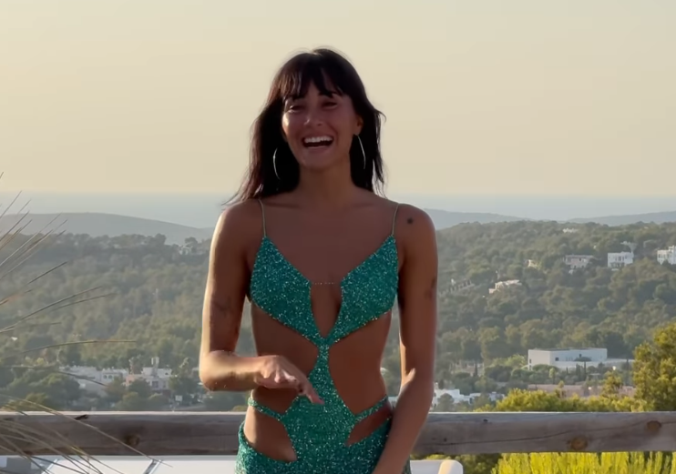 Aitana en Ibiza.