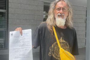 Denuncia presentada por la agresi&oacute;n antisemita en Las Dalias.