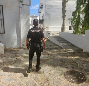 Polic&iacute;a Nacional.