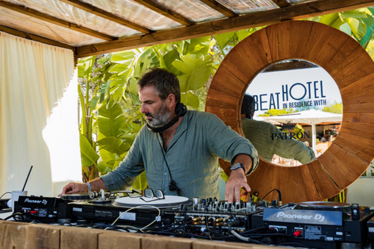 Beat Hotel vuelve para su cuarta temporada (Ph Las mimosas)