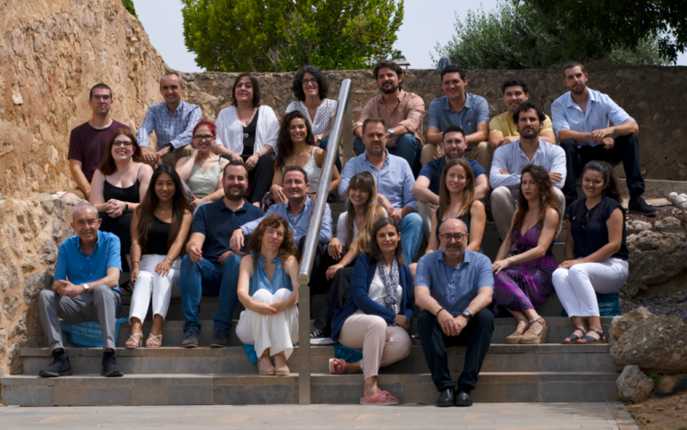 Equipo de investigadores de Laminar Pharma.