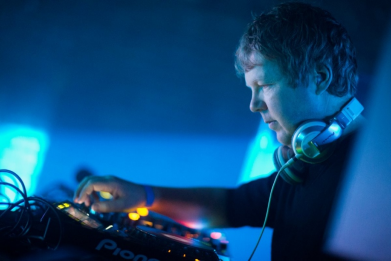 El DJ John Digweed fue internado de urgencia este viernes (Ph gravity radio)