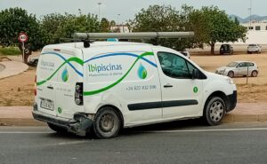 Furgoneta embestida