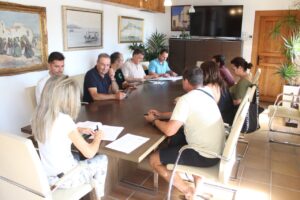 Reuni&oacute;n en el Ayuntamiento de Santa Eul&agrave;ria.