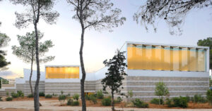 Palacio de Congresos en Santa Eul&agrave;ria.