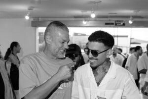 Rauw Alejandro es visto disfrutando en H&iuml; Ibiza (Ph @yannpissenem)