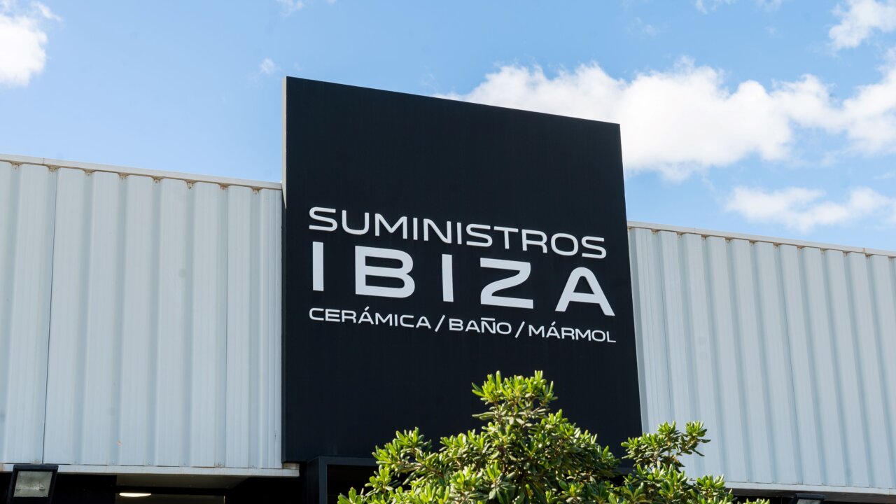 Así se ve el Showroom de Suministros Ibiza (PH press Imam) Así se ve el Showroom de Suministros Ibiza (PH press Imam)