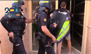 Polic&iacute;a Nacional.