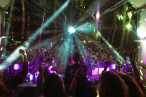Trilogy es la colaboraci&oacute;n de tres grandes fiestas Summerians, (ph @goatcommunity.pt)