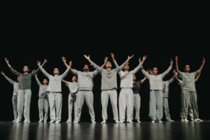 Carlos Hortensius en medio de una coreograf&iacute;a (Ph gentileza Carlos Hortensius)