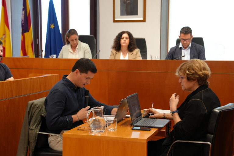 Pleno del Ayuntamiento de Ibiza.