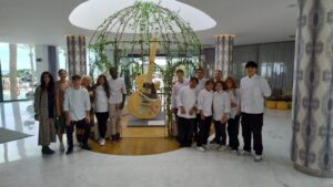 Estudiantes del Instituto Isidor Macabich.
