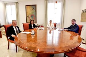 Reuni&oacute;n del Govern con la presidenta de la CAEB.