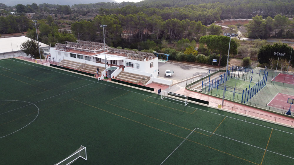 Campo municipal de fútbol de Sant Joan.