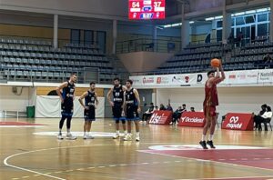 CB L&acute;Horta Godella vs. CB Sant Antoni.