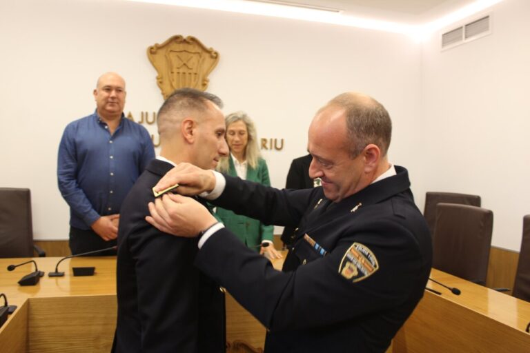 Relevo Policía Local de Santa Eulària.