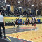 El CB Sant Antoni no sostiene la remontada y el Sol Gironès Bisbal Bàsquet le gana el partido en el último cuarto