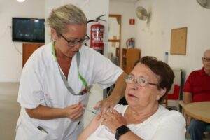 Vacunaci&oacute;n en Ibiza.
