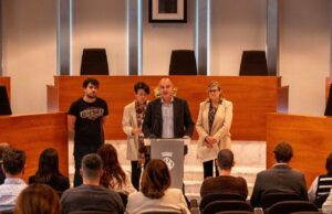Lectura de manifiesto con motivo del #25N por parte de los grupos pol&iacute;ticos del Consell Insular de Eivissa