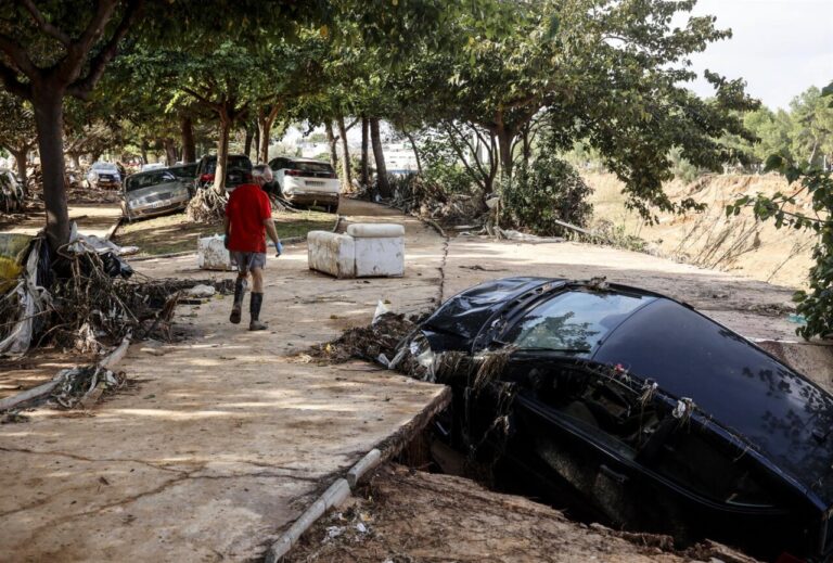 Estragos ocasionados por la DANA, a 6 de noviembre de 2024, en Picanya, Valencia, Comunidad Valenciana (España). - Rober Solsona - Europa Press