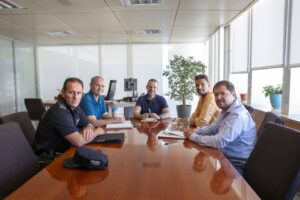 Reuni&oacute;n representantes del Consell de Ibiza y el Ayuntamiento de Santa Eul&agrave;ria.