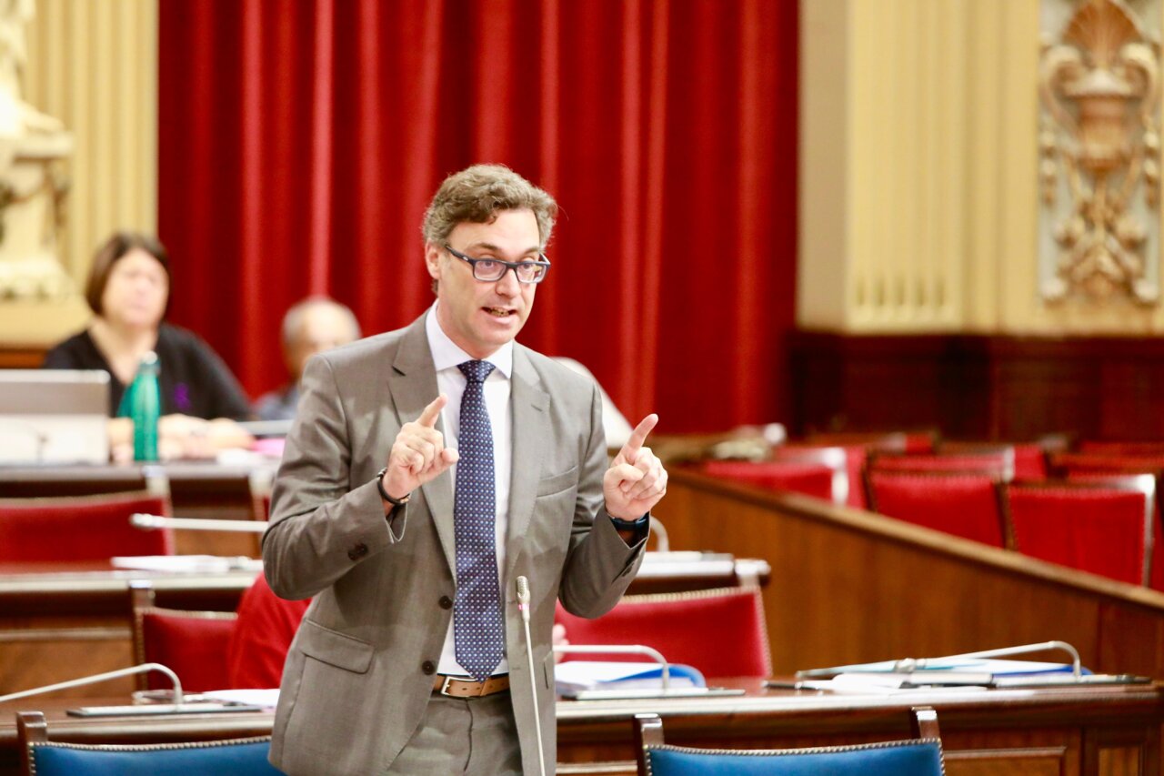 Antoni Costa, spokesman of the Balearic Executive, Minister of Finance and Vice President.  