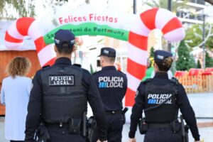 Policía Local de Sant Antoni.