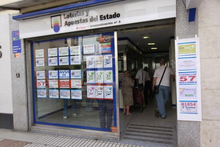 Administración ubicada en la avenida Isidoro Macabich de Ibiza.