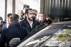 El empresario V&iacute;ctor Aldama a la salida del Tribunal Supremo en Madrid despu&eacute;s de comparecer por el 