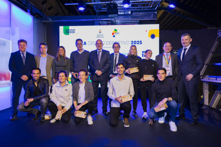 Presentación general del deporte de Ibiza en Fitur.