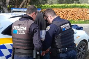 Polic&iacute;a Sant Joan. Archivo.