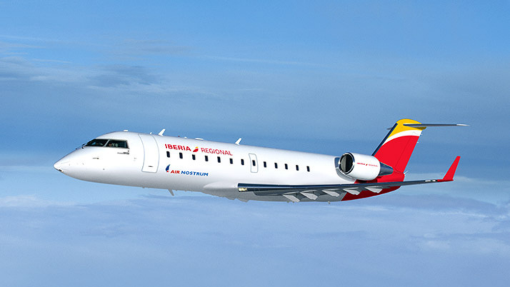 Un avión CRJ-200 de la flota de Iberia Air Nostrum