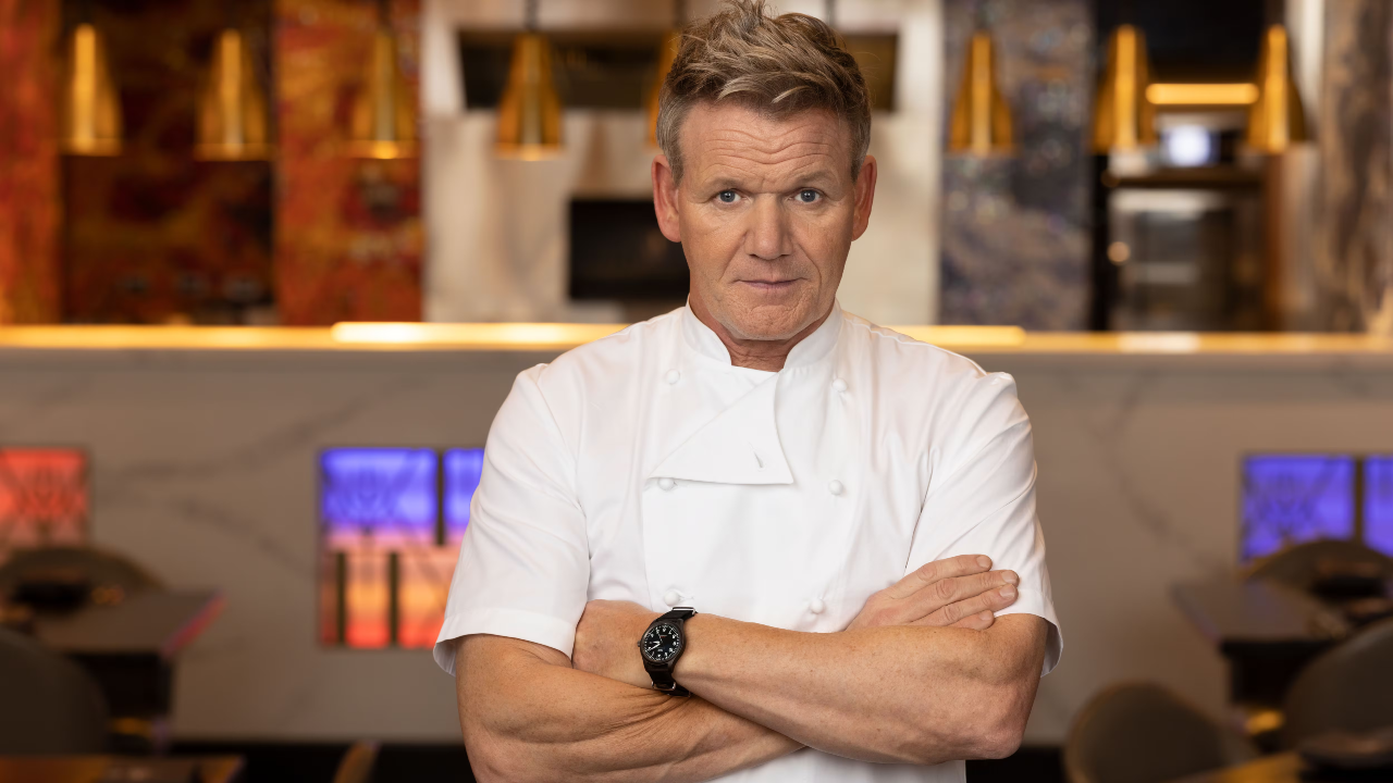 Chef Gordon Ramsey lands in Ibiza with his emblematic restaurant Hell's Kitchen.