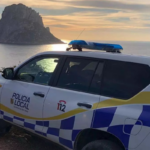 Es Vedr&agrave;: aparcar en la carretera para ir al mirador m&aacute;s famoso de Ibiza te puede costar un multazo