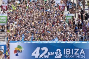 El Santa Eul&agrave;ria Ibiza Marathon supera los 5.000 inscritos en su octava edici&oacute;n y apunta a un nuevo r&eacute;cord