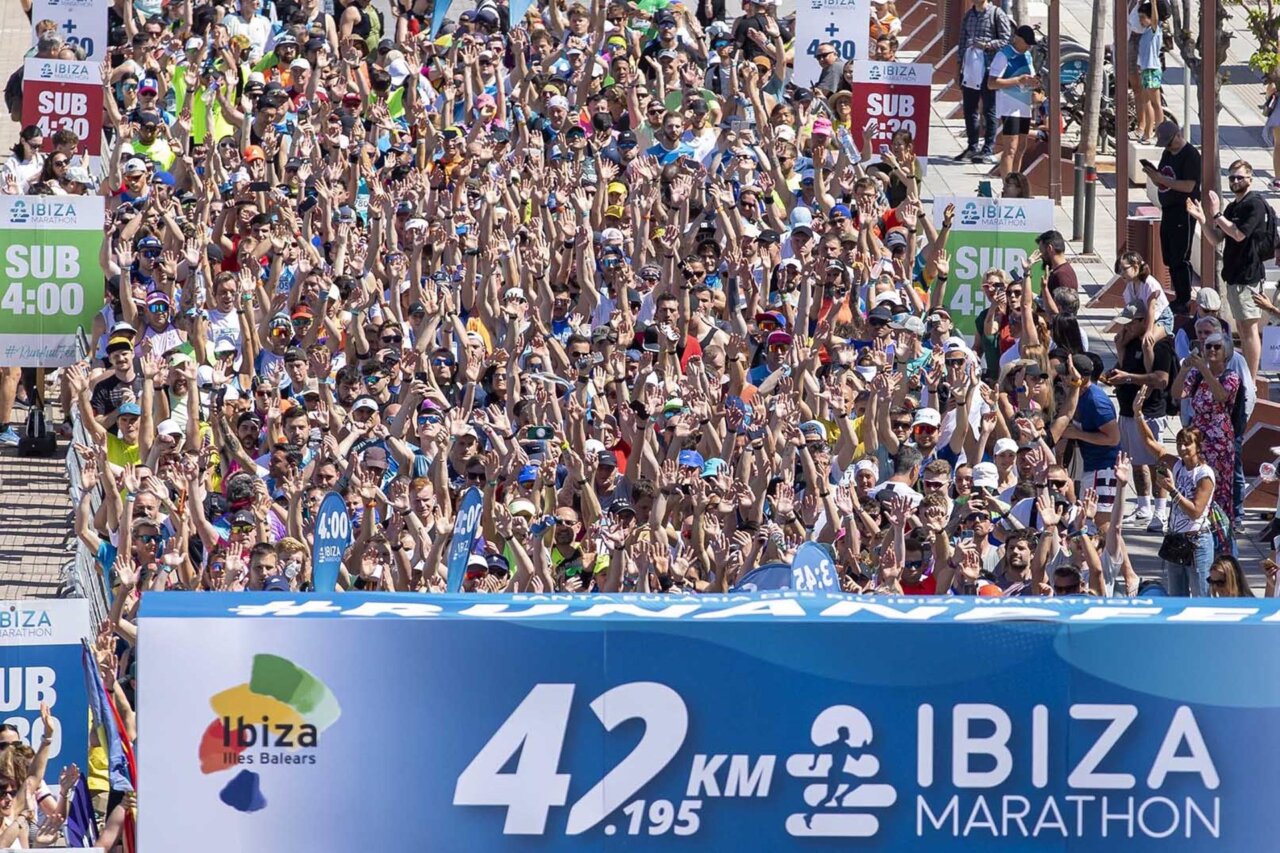 El Santa Eulària Ibiza Marathon supera los 5.000 inscritos en su octava edición y apunta a un nuevo récord