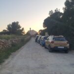 Pincha las ruedas de 30 coches en Es Vedr&agrave;, provoca un caos sin precedentes y es detenido in fraganti en Ibiza