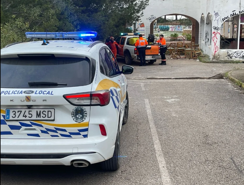 Policía Local de Sant Joan.