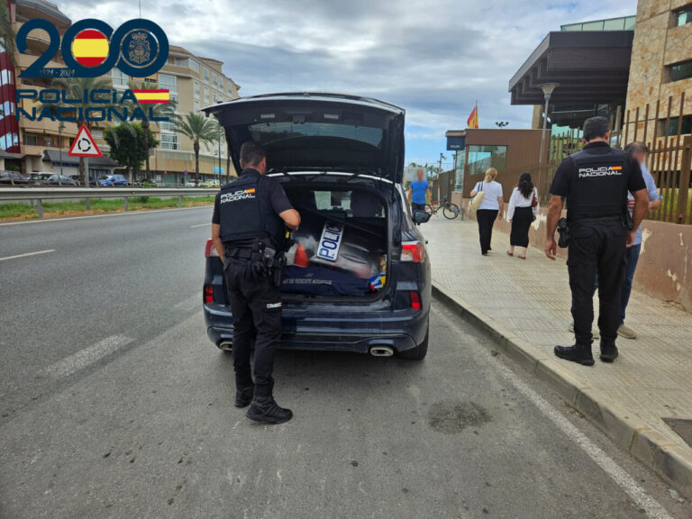 Policía Nacional de Ibiza.