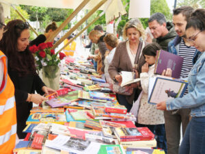 Actividades durante el Dia del Libro. Archivo.