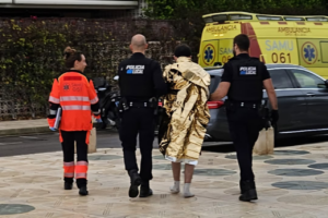 Joven rescatado por la polic&iacute;a local (Foto polic&iacute;aeivissa)