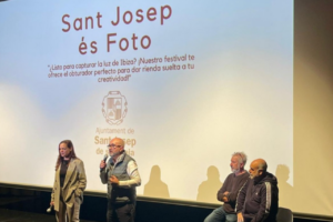 Presentaci&oacute;n del Festival Sant Josep &eacute;s Foto en el auditorio de es Cal&oacute; de s&acute;Oli.
