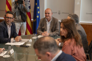 REUNIO DIPUTATSISENADORS (5)