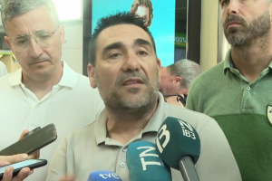 Toni Roig, el presidente de la FITIE haciendo declaraciones en Ibiza. Archivo.