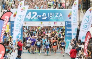 salida maratón santa eulària ibiza marathon