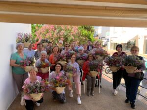 Taller de cestos de flores secas organizado por el Ayuntamiento de Santa Eul&agrave;ria.