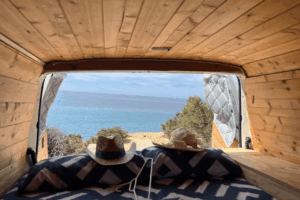 Furgoneta Camperizada publicada en Airbnb (Foto José vía Airbnb)