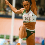 María Vicente en una de las competencias antes de su baja médica (Foto Archivo)