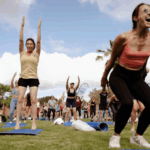 Mujeres participan de Formentera Zen 2024